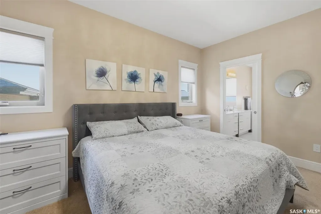 238 Gillies Street Saskatoon SK S7V 0J7
