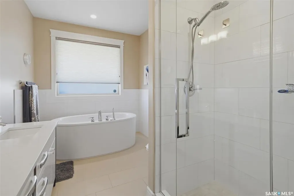 238 Gillies Street Saskatoon SK S7V 0J7