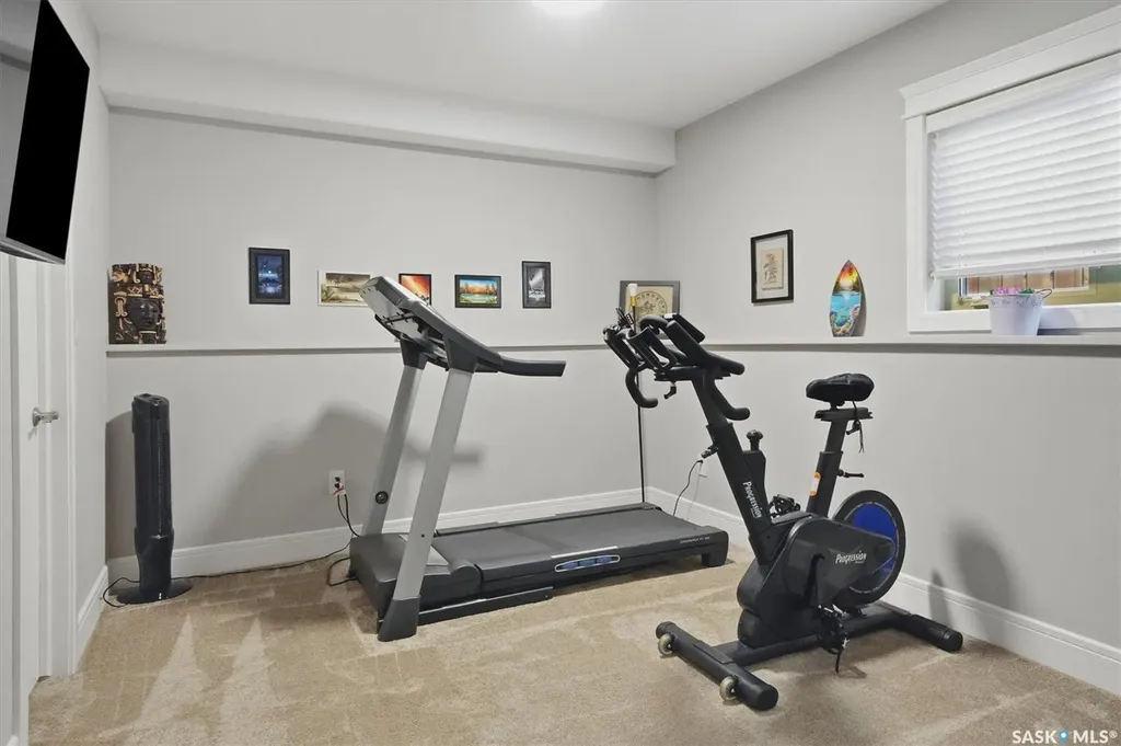 238 Gillies Street Saskatoon SK S7V 0J7