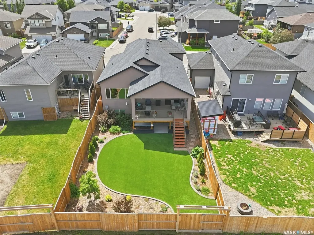 238 Gillies Street Saskatoon SK S7V 0J7