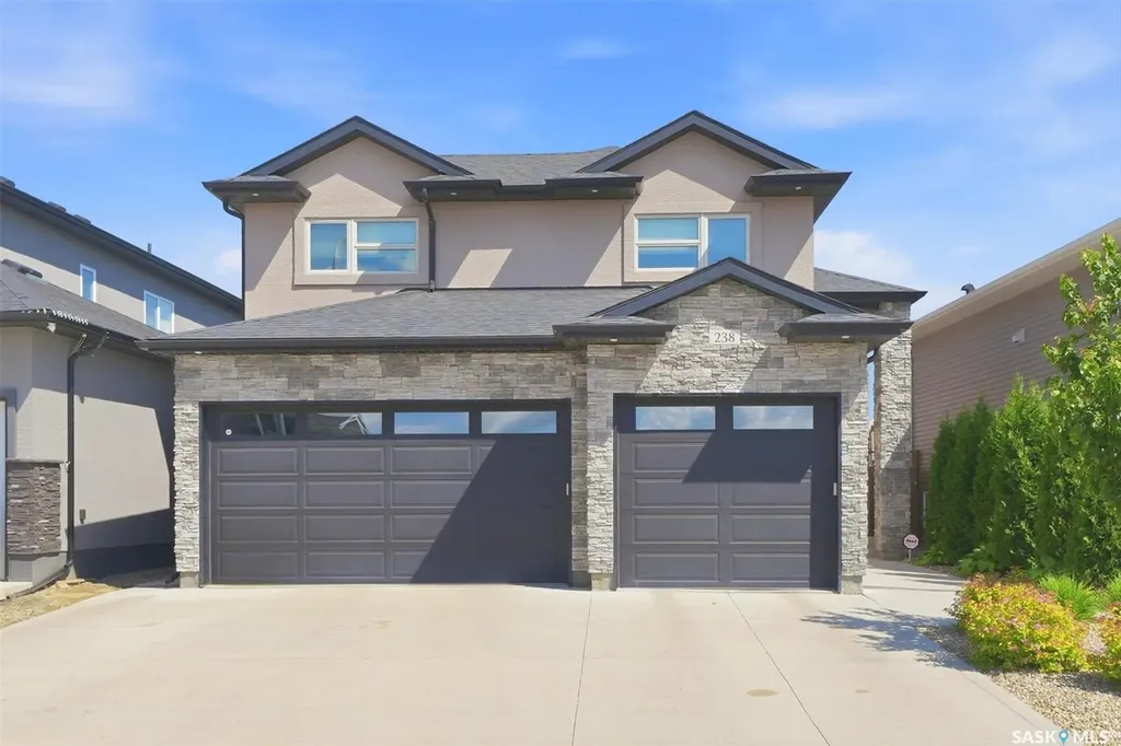 238 Gillies Street Saskatoon SK S7V 0J7