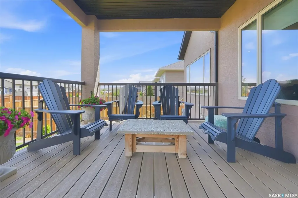 238 Gillies Street Saskatoon SK S7V 0J7