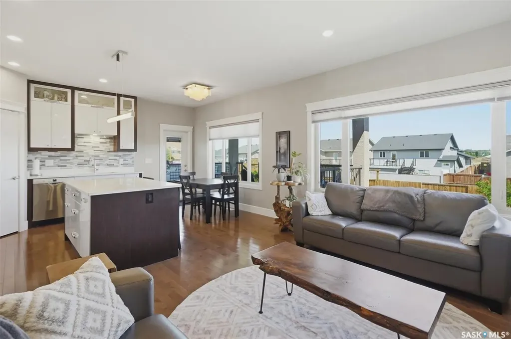 238 Gillies Street Saskatoon SK S7V 0J7