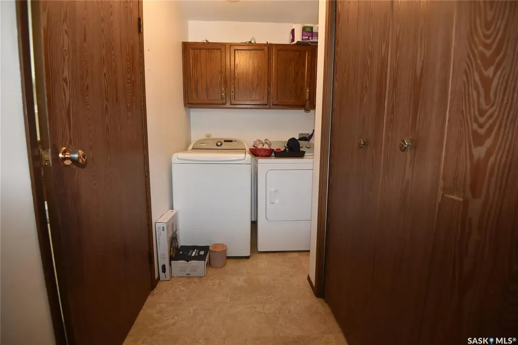 309 Watson Crescent Nipawin SK S0E 1E0