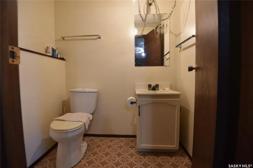 309 Watson Crescent Nipawin SK S0E 1E0