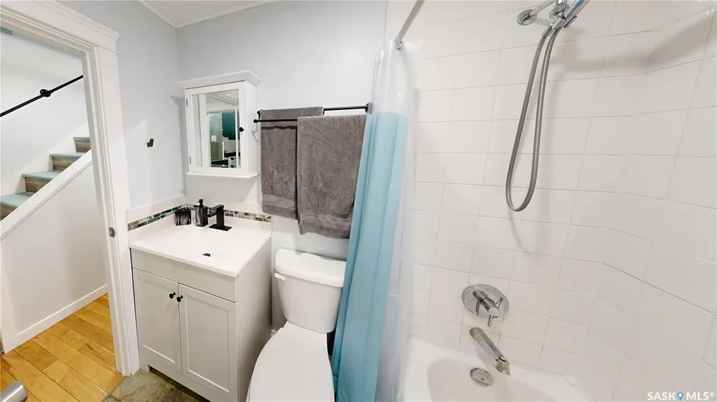 16 Cecil Crescent Regina SK S4T 5Y5