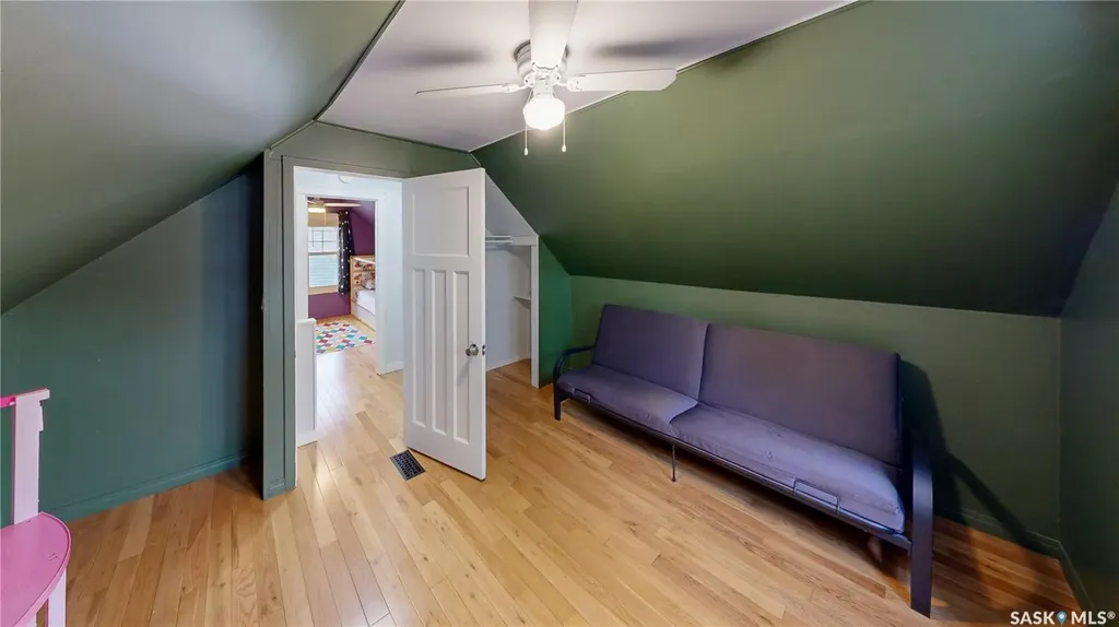 16 Cecil Crescent Regina SK S4T 5Y5
