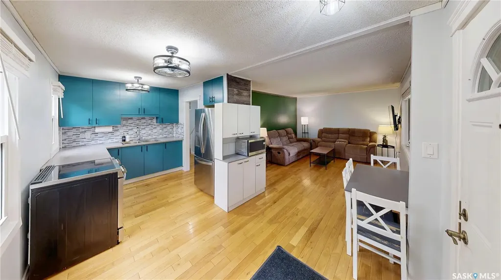 16 Cecil Crescent Regina SK S4T 5Y5