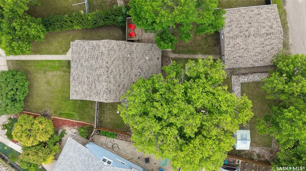 16 Cecil Crescent Regina SK S4T 5Y5