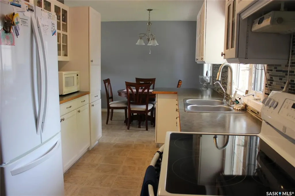 130 Mcdonald Road Estevan SK S4A 0B8