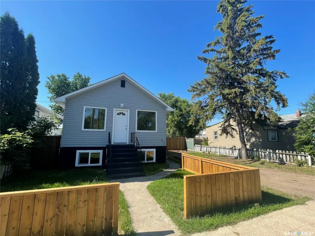 911 23rd Street Saskatoon SK S7L 0A5