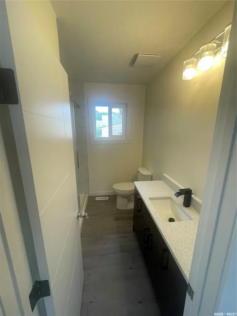 911 23rd Street Saskatoon SK S7L 0A5