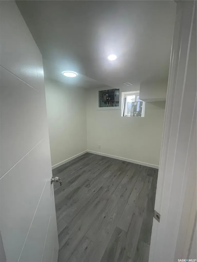 911 23rd Street Saskatoon SK S7L 0A5