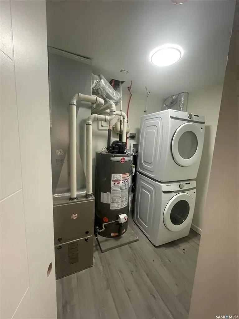 911 23rd Street Saskatoon SK S7L 0A5