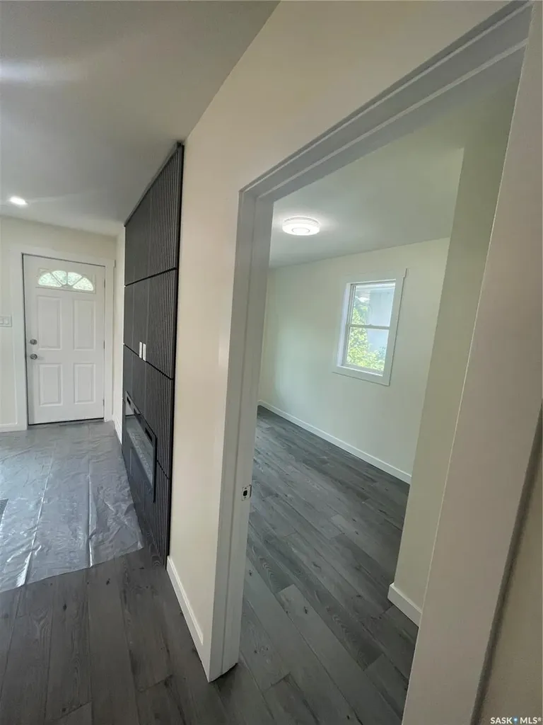 911 23rd Street Saskatoon SK S7L 0A5