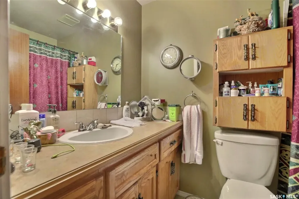 54 Springstein Avenue Regina SK S4R 7K7