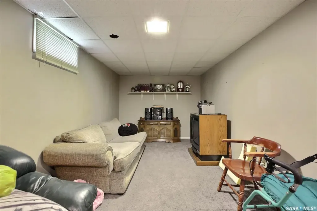 54 Springstein Avenue Regina SK S4R 7K7