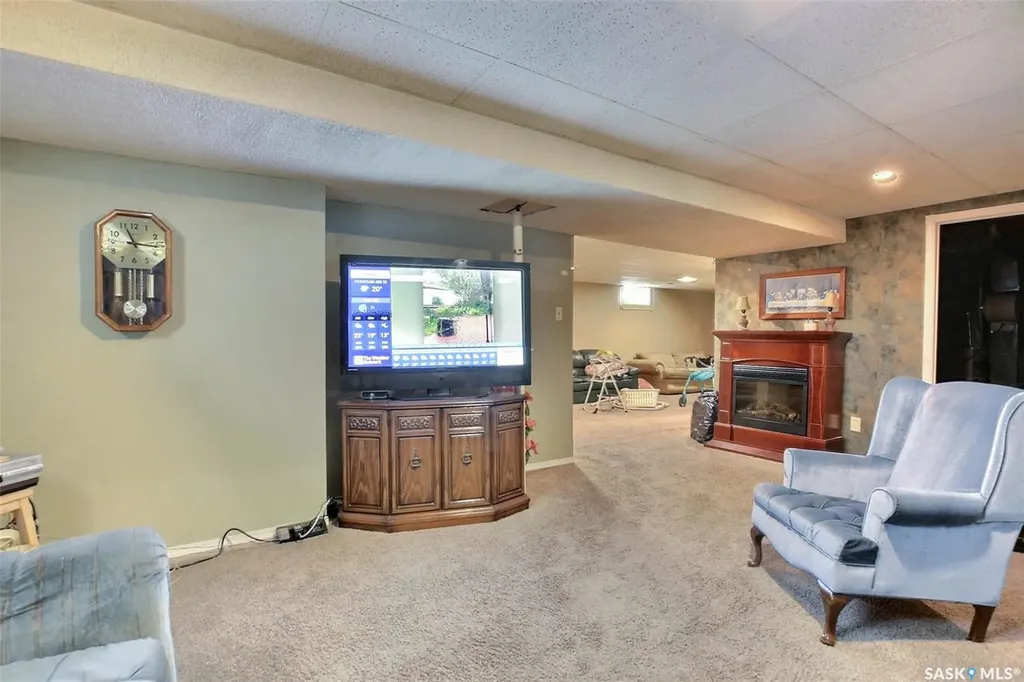 54 Springstein Avenue Regina SK S4R 7K7