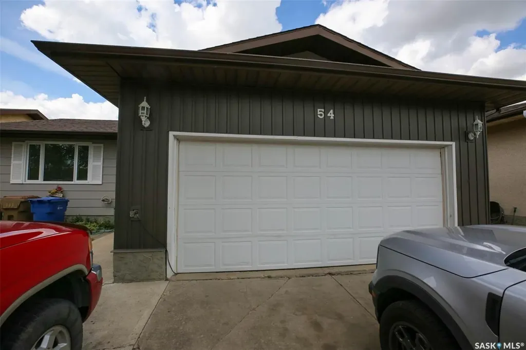 54 Springstein Avenue Regina SK S4R 7K7