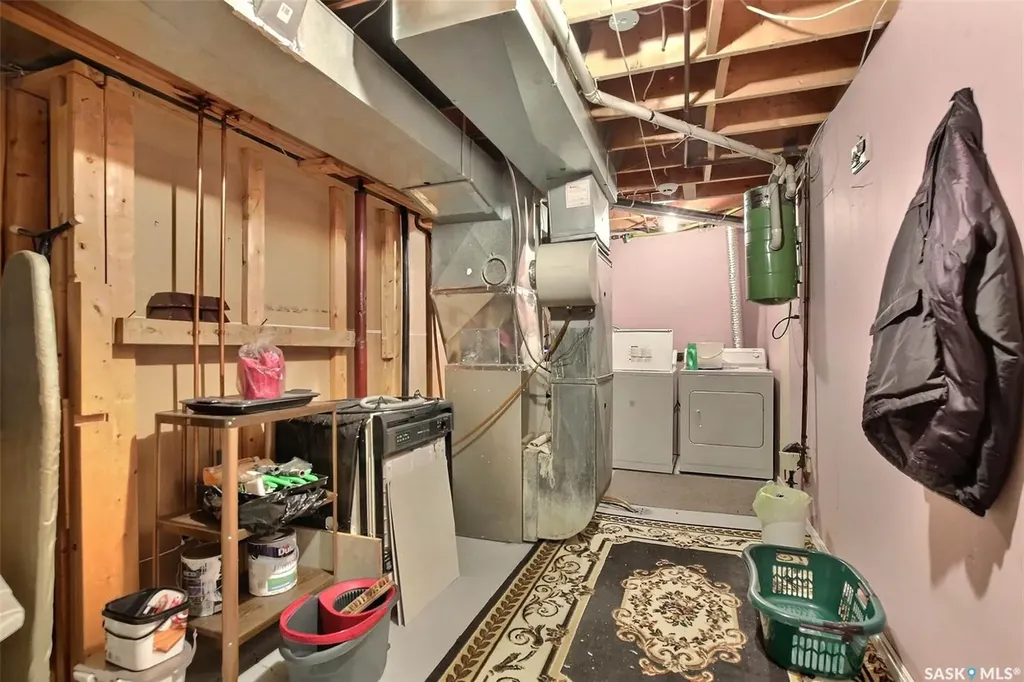 54 Springstein Avenue Regina SK S4R 7K7