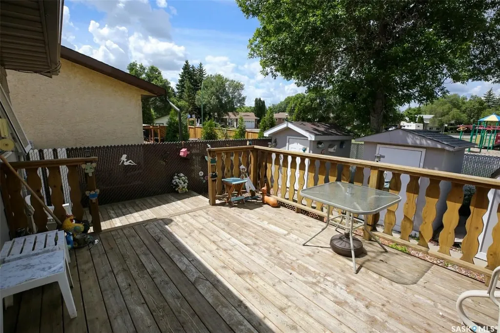 54 Springstein Avenue Regina SK S4R 7K7