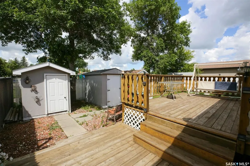 54 Springstein Avenue Regina SK S4R 7K7