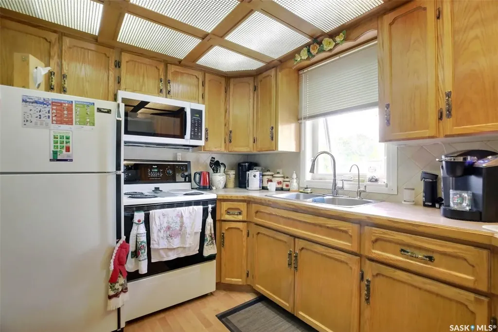 54 Springstein Avenue Regina SK S4R 7K7