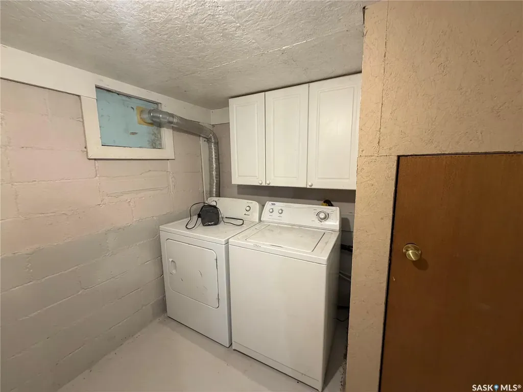 1106 1st Street Estevan SK S4A 0G9