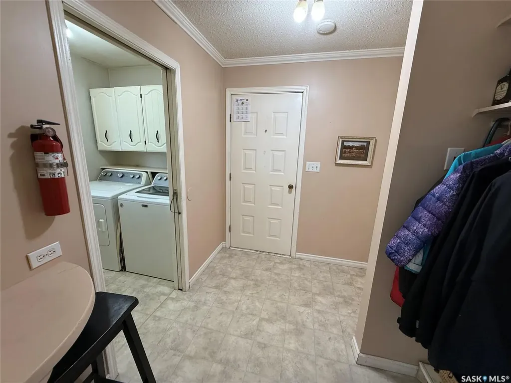 342 4th Avenue SW Eston SK S0L 1A0