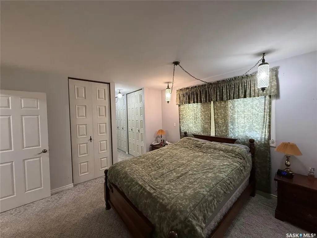 342 4th Avenue SW Eston SK S0L 1A0