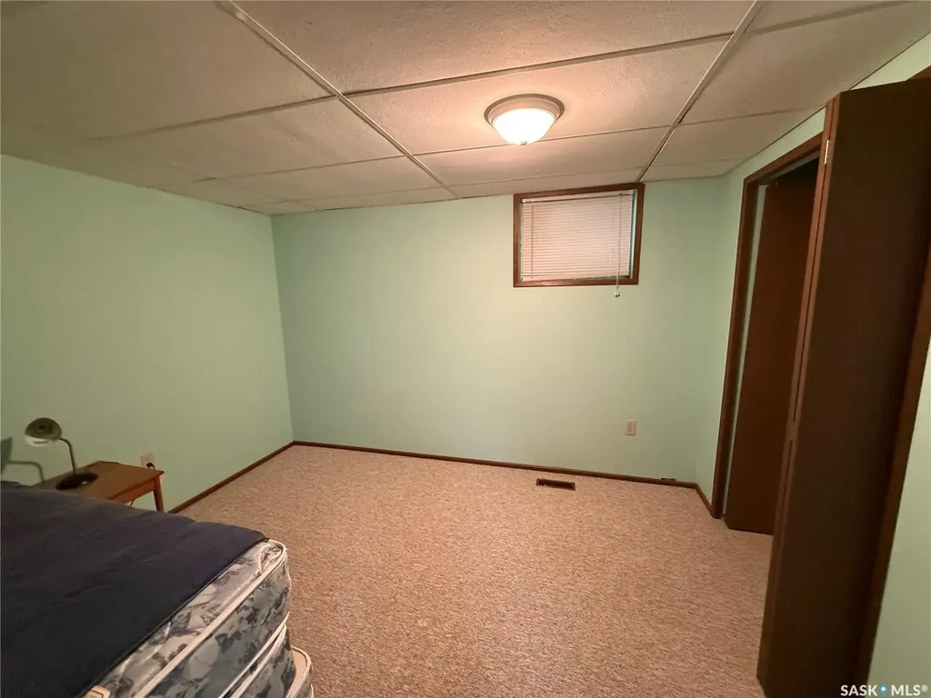 342 4th Avenue SW Eston SK S0L 1A0