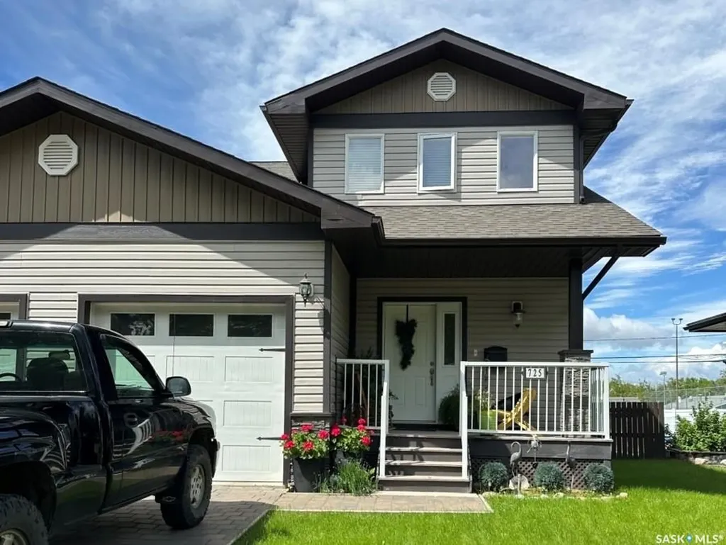 725 Centre Street Shaunavon SK S0N 0M0