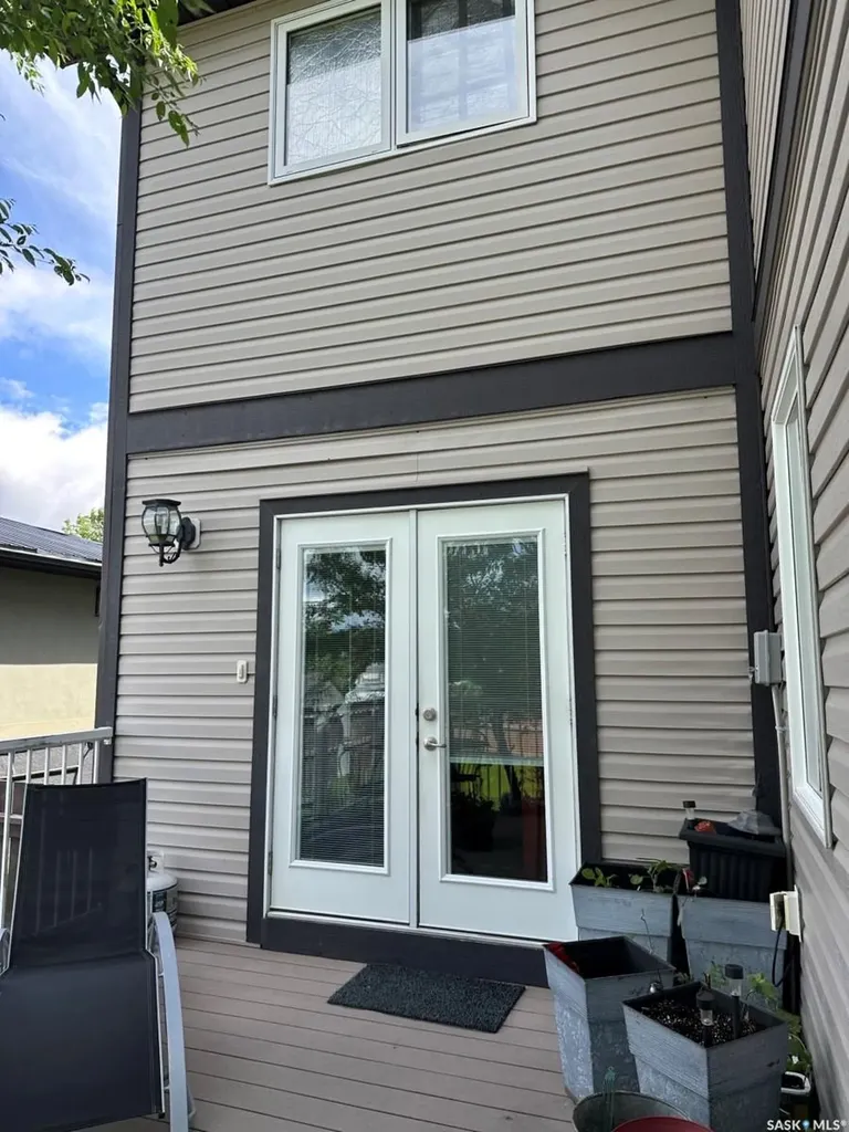 725 Centre Street Shaunavon SK S0N 0M0