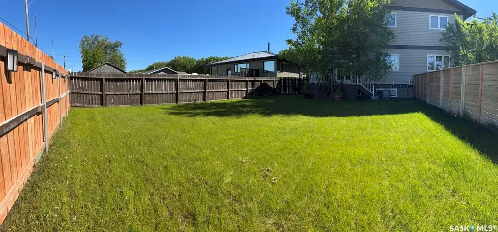 725 Centre Street Shaunavon SK S0N 0M0