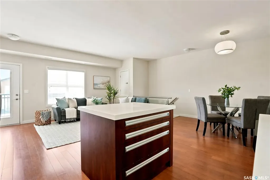 1015 Patrick Crescent Saskatoon SK S7W 0M3