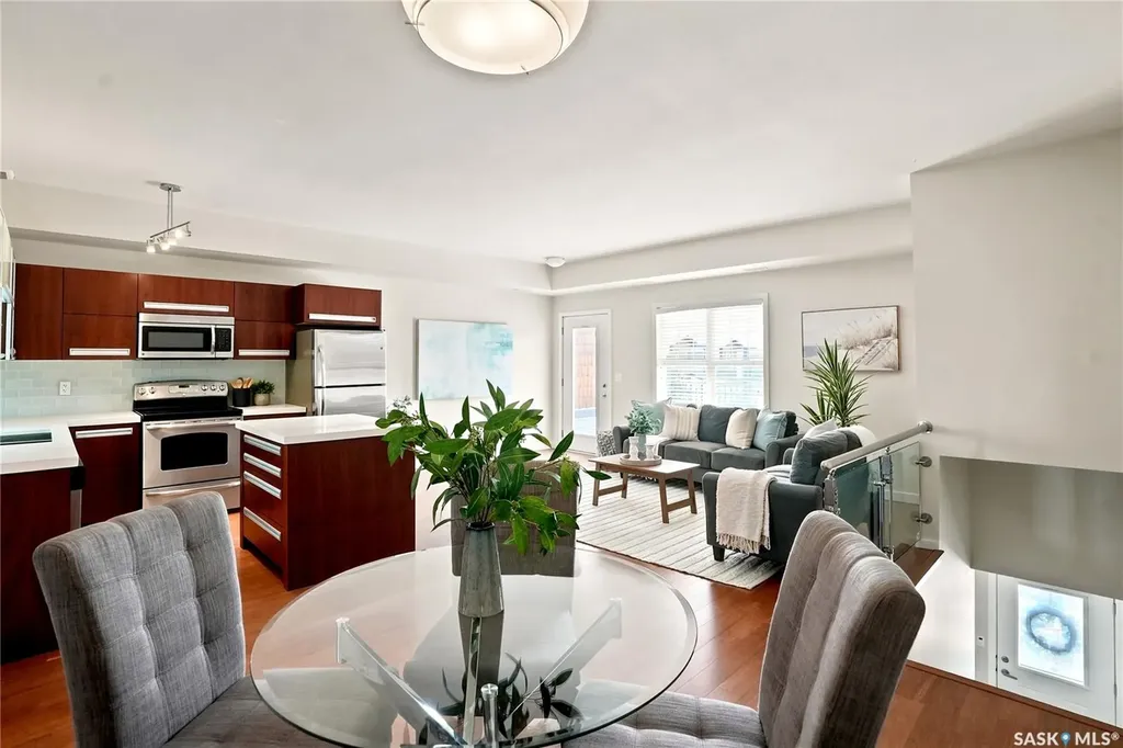 1015 Patrick Crescent Saskatoon SK S7W 0M3