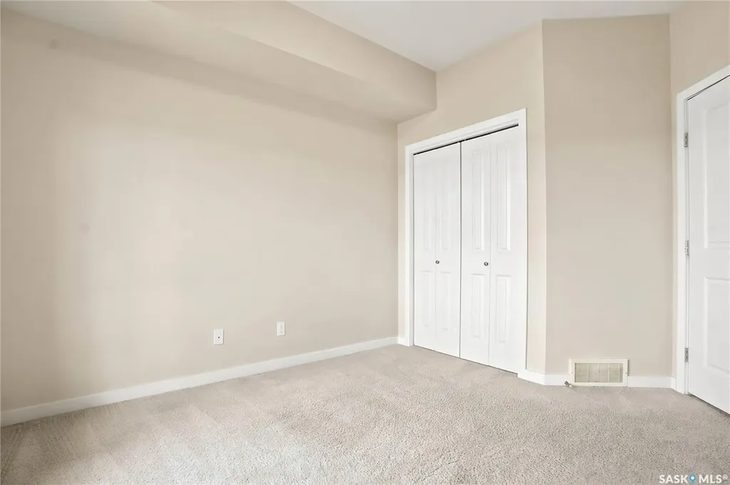 1015 Patrick Crescent Saskatoon SK S7W 0M3