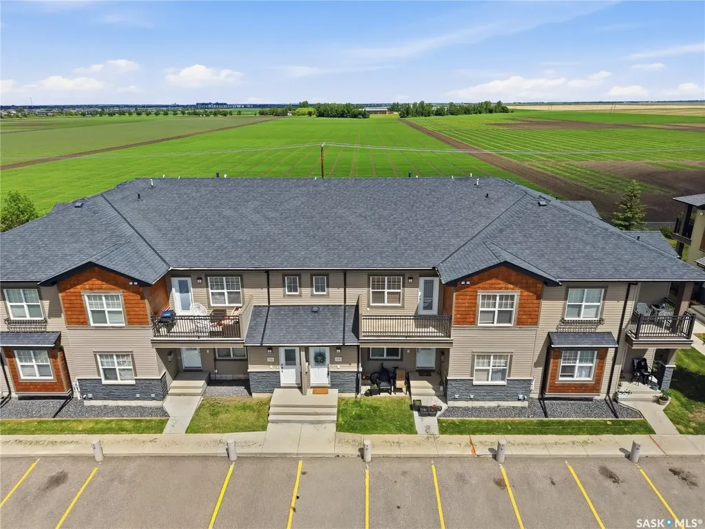 1015 Patrick Crescent Saskatoon SK S7W 0M3