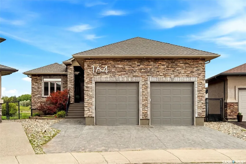 164 Oxbow Crescent Regina SK S4Y 0A6