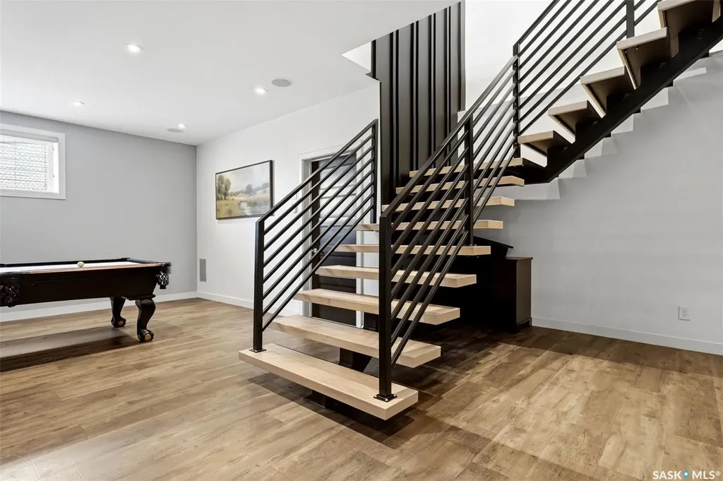 164 Oxbow Crescent Regina SK S4Y 0A6