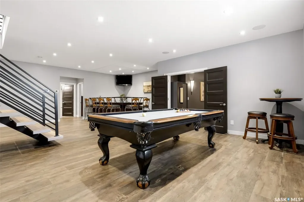 164 Oxbow Crescent Regina SK S4Y 0A6