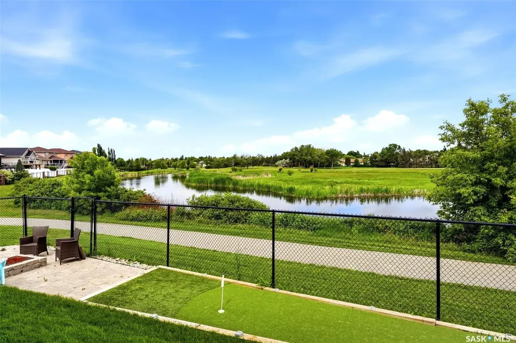 164 Oxbow Crescent Regina SK S4Y 0A6
