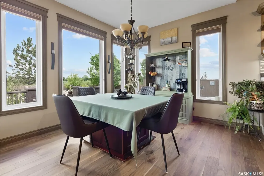 1242 Willowgrove Court Saskatoon SK S7W 0A8
