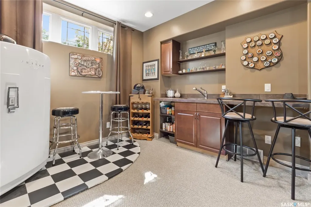 1242 Willowgrove Court Saskatoon SK S7W 0A8