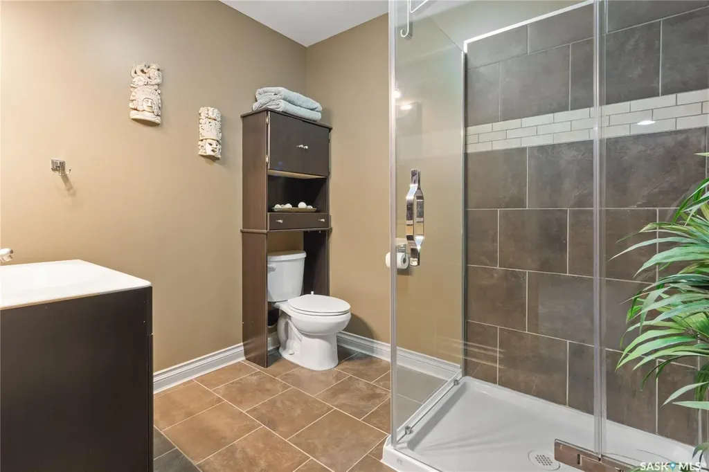 1242 Willowgrove Court Saskatoon SK S7W 0A8