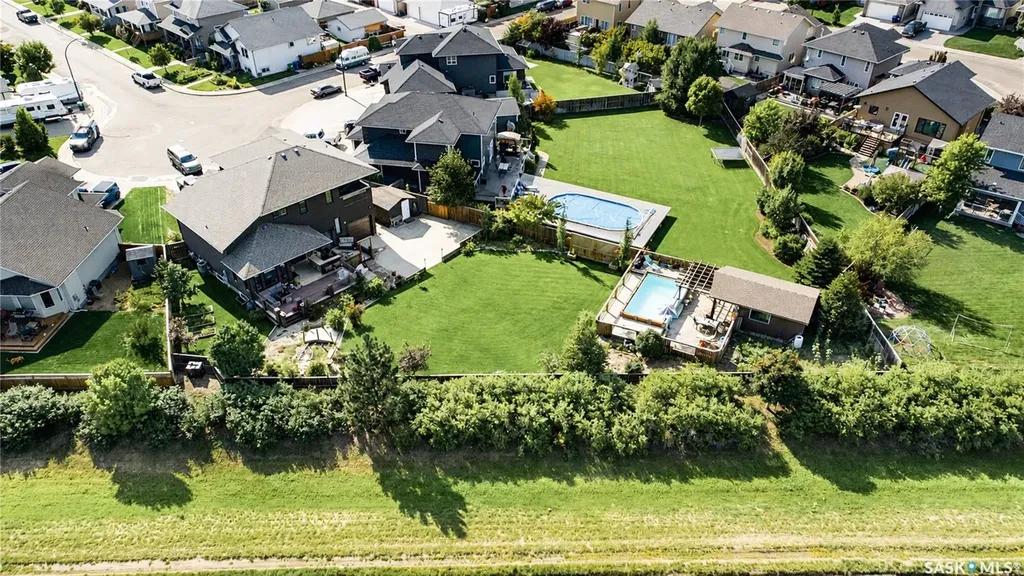 1242 Willowgrove Court Saskatoon SK S7W 0A8