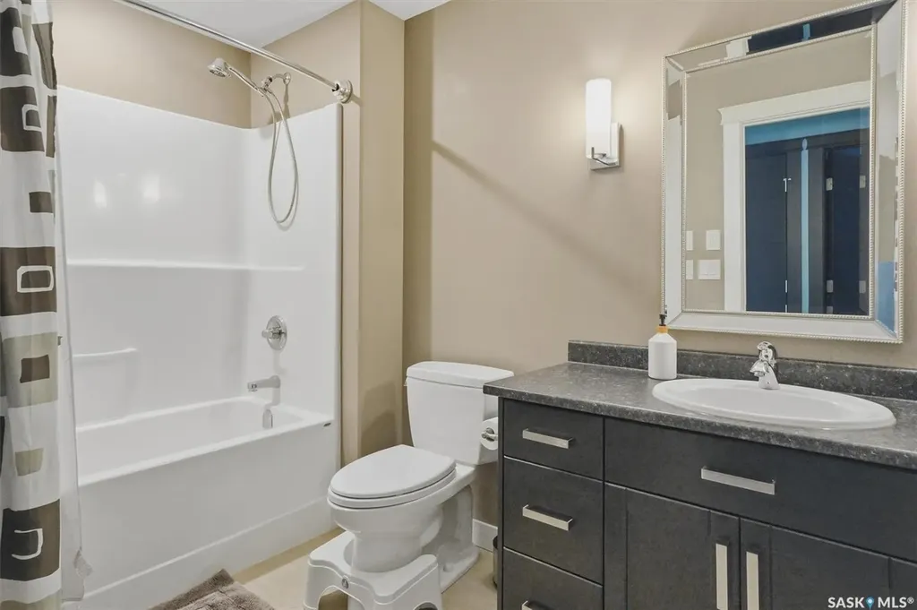 604 Pebble Beach Boulevard Warman SK S0K 4S4