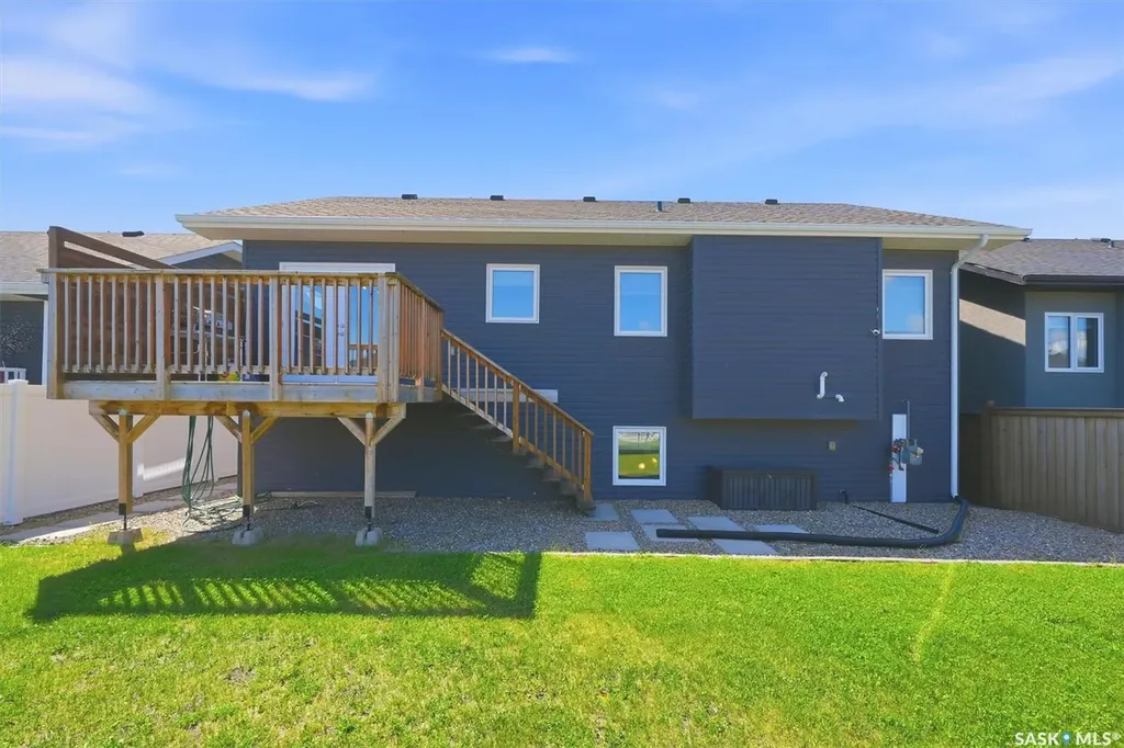 604 Pebble Beach Boulevard Warman SK S0K 4S4
