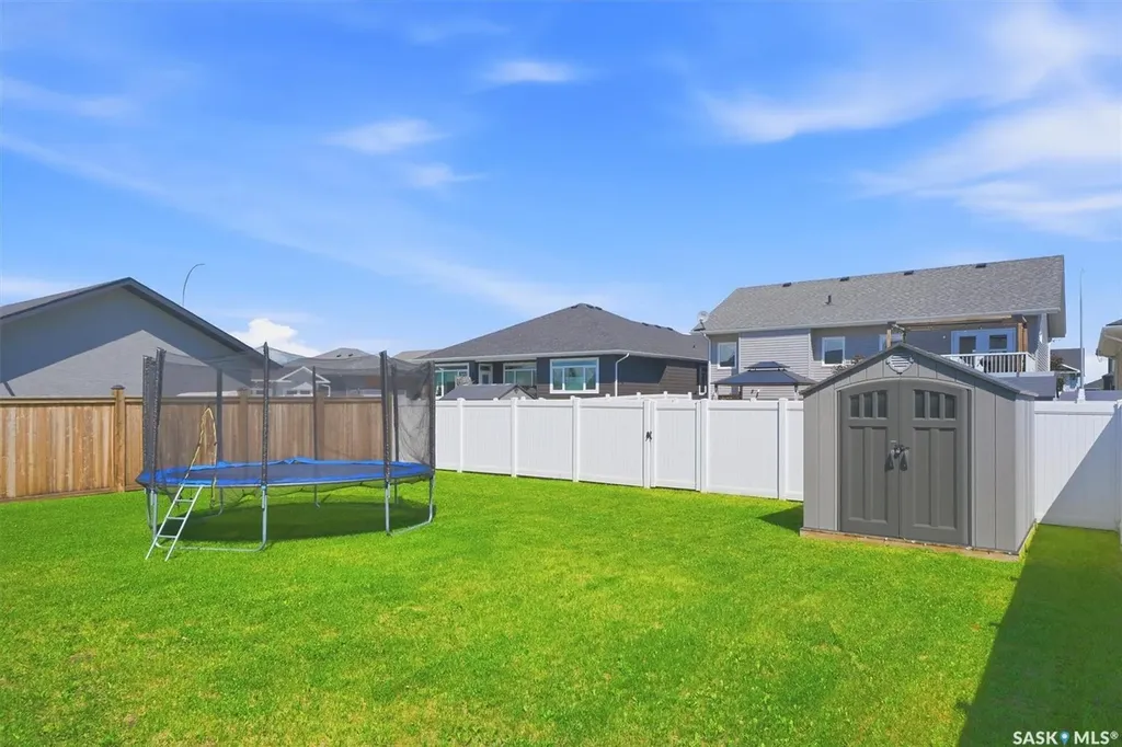 604 Pebble Beach Boulevard Warman SK S0K 4S4