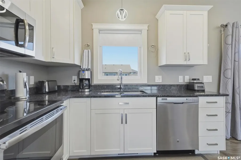 604 Pebble Beach Boulevard Warman SK S0K 4S4